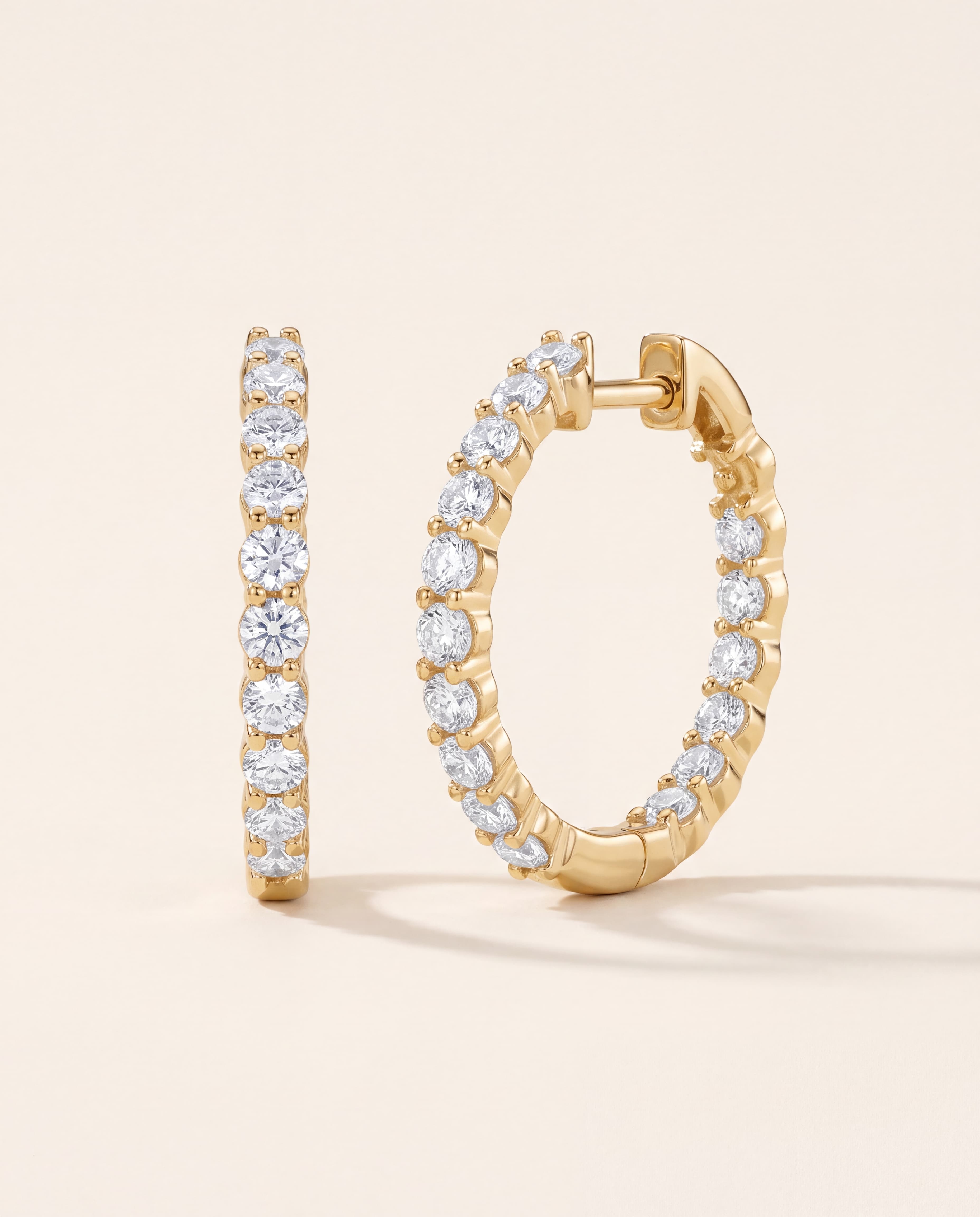 Lab-Grown Diamond Hoop Earrings in yellow gold