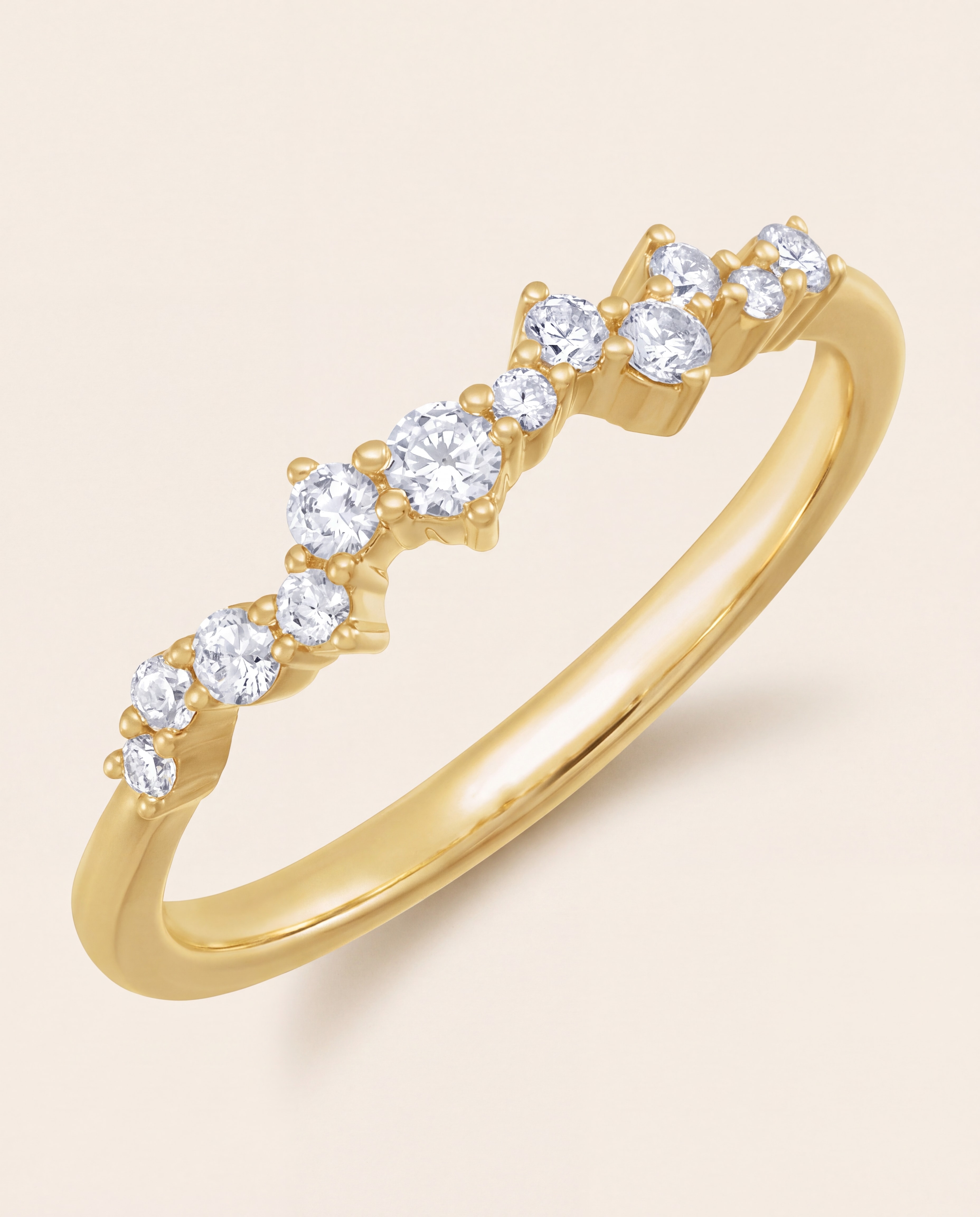 Classic Round Lab-Grown Diamond Band in yellow gold