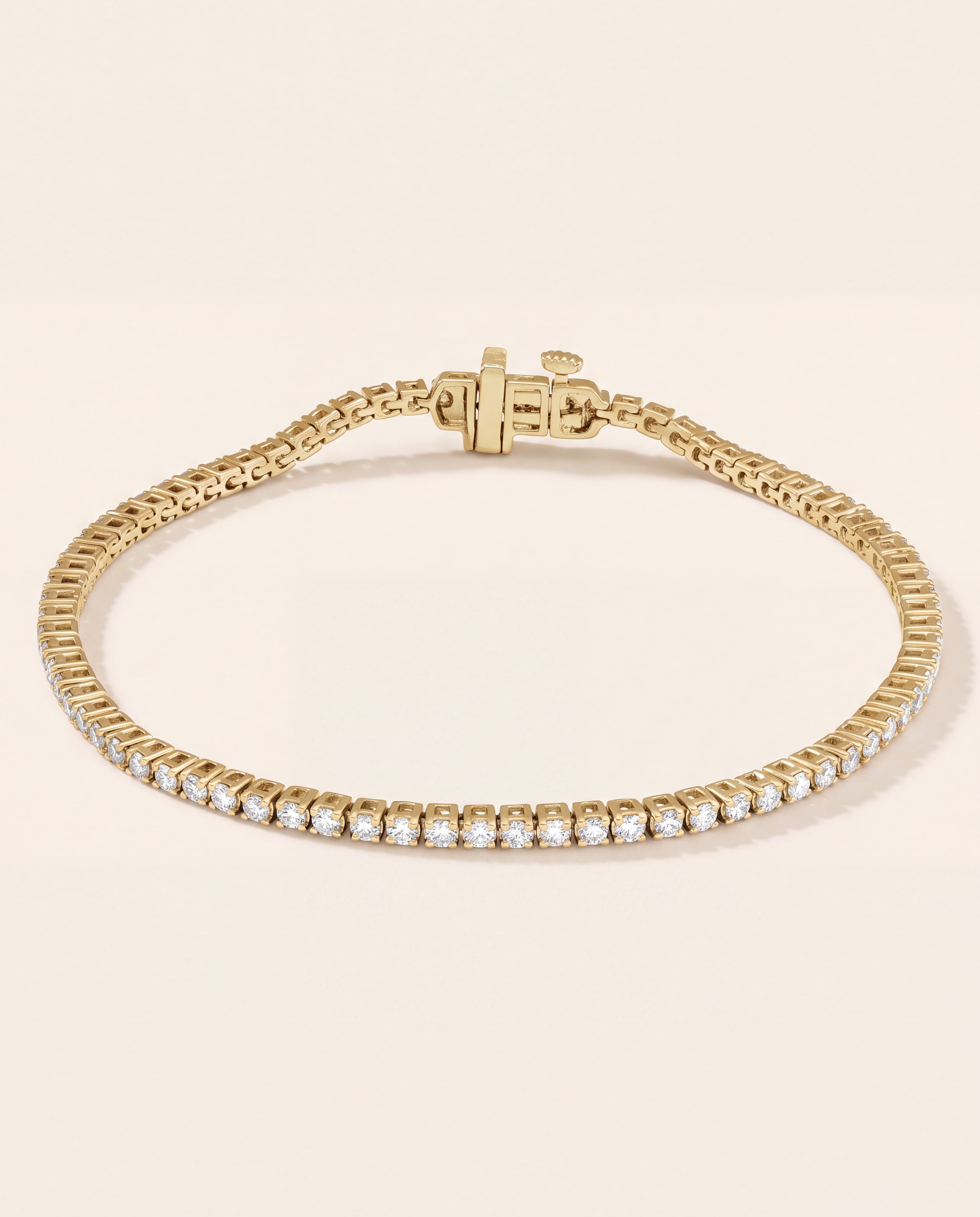 Round Lab-Grown Diamond Line Bracelet in yellow gold